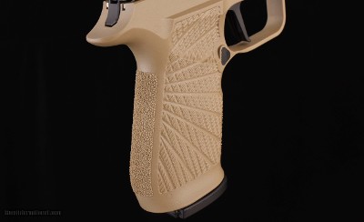 Wilson Combat 9mm - SIG SAUER P320 CARRY, ACTION TUNE, STRAIGHT TRIGGER, vintage firearms - Image 7 of 16