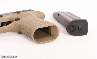 Wilson Combat 9mm - SIG SAUER P320 CARRY, ACTION TUNE, STRAIGHT TRIGGER, vintage firearms - Image 15 of 16