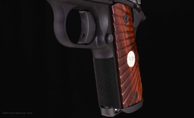 Wilson Combat 9mm - SENTINEL XL, VFI SIGNATURE, STAINLESS, COCOBOLO, vintage firearms - Image 9 of 18