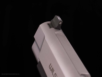 Wilson Combat 9mm - SENTINEL XL, VFI SIGNATURE, SRO, vintage firearms - Image 10 of 20