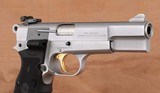 Browning Hi Power, BELGIUM MADE, LASER GRIPS, vintage firearms inc - 3 of 9