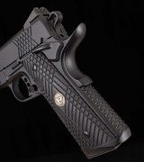 Wilson Combat .45ACP – XTAC PROFESSIONAL, MAGWELL, 4” BARREL, LIGHTRAIL, vintage firearms inc - 13 of 17