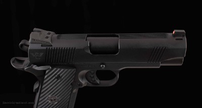 Wilson Combat .45ACP – CQB Elite Professional, VFI SIGNATURE, BLACK EDITION, vintage firearms - Image 7 of 17