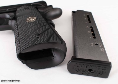 Wilson Combat .45ACP – X-TAC ELITE PROFESSIONAL, BLACK, MAGWELL, LIGHTRAIL, vintage firearms - Image 15 of 16