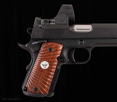 Wilson Combat 9mm – SENTINEL XL, VFI SERIES, MAGWELL, SRO, COCOBOLO GRIPS, vintage firearms - Image 10 of 17