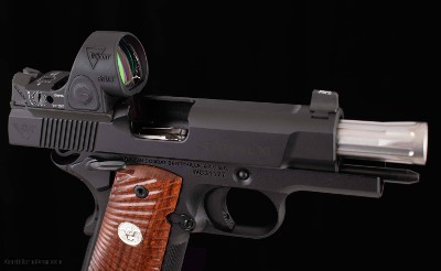 Wilson Combat 9mm – SENTINEL XL, VFI SERIES, MAGWELL, SRO, COCOBOLO GRIPS, vintage firearms - Image 5 of 17