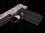 Wilson Combat 9mm - SFX9, VFI SERIES, 15 RD, 3.25