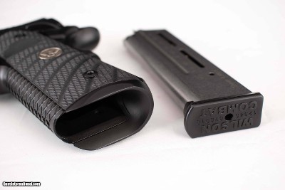 Wilson Combat 9mm - XTAC ELITE PROFESSIONAL, MAGWELL, 10-ROUND, vintage firearms - Image 16 of 17