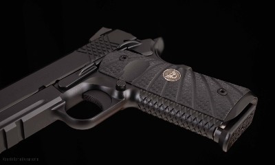 Wilson Combat 9mm - XTAC ELITE PROFESSIONAL, MAGWELL, 10-ROUND, vintage firearms - Image 12 of 17