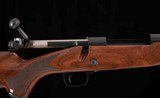 Winchester Model 70 Classic Super Grade .300RUM- UNFIRED, vintage firearms inc - 7 of 24