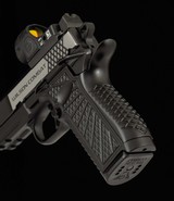 Wilson Combat SFX9, 9mm - TWO-TONE, SRO, COMPENSATED, vintage firearms inc. - 13 of 17