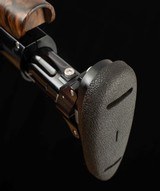 Beretta DT-11, 12ga - 99%, BRILEY TUBES, SCREW INS, CASED, vintage firearms inc - 16 of 25