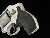 Smith & Wesson 642-2 Airweight, .38SPL - CASED, 15OZ., vintage firearms inc - 7 of 13