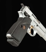 Browning Hi-Power 9mm – 99%+, 2001, SATIN CHROME, CASE, vintage firearms - 13 of 16