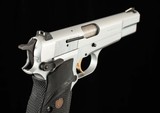 Browning Hi-Power 9mm – 99%+, 2001, SATIN CHROME, CASE, vintage firearms - 6 of 16