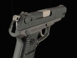 Ruger P85 9mm – 1981, TWO MAGS, CASE, vintage firearms - 6 of 9