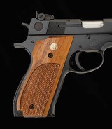 Smith & Wesson Model 52-2 .38SPL – c1993, MINT, UNFIRED, BOX, vintage firearms - 9 of 18