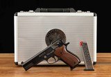Smith & Wesson Model 952-1 9mm – PERFORMANCE CENTER,100%, UNFIRED, vintage firearms - 1 of 18
