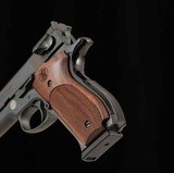 Smith & Wesson Model 952-1 9mm – PERFORMANCE CENTER,100%, UNFIRED, vintage firearms - 12 of 18