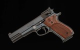 Smith & Wesson Model 952-1 9mm – PERFORMANCE CENTER,100%, UNFIRED, vintage firearms - 2 of 18