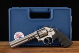 Smith & Wesson Model 617-6, .22LR - MIRROR BORE, 99% FACTORY, CASED, vintage firearms inc