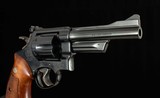 Smith & Wesson 27-2 .357 Magnum – RARE 5” BARREL, 99%, BOX, PAPERS, vintage firearms - 4 of 23
