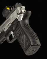 Wilson Combat SFX9, 9mm - VFI SERIES, TWO-TONE, SRO, COMPENSATED, 3.25”, vintage firearms - 13 of 17 Wilson Combat SFX9, 9mm - VFI SERIES, TWO-TONE, SRO, COMPENSATED, 3.25”, vintage firearms - 13 of 17