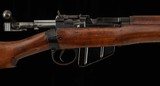 Enfield No.4 MK2 .303 – 1954, MATCHING NUMBERS, 10/10 BORE, vintage firearms - 9 of 14