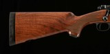 Winchester Model 70, 7mm-08 REM - SUPER GRADE, GORGEOUS WOOD, SCOPE MOUNTS, vintage firearms - 5 of 25