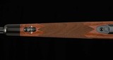 Winchester Model 70, 7mm-08 REM - SUPER GRADE, GORGEOUS WOOD, SCOPE MOUNTS, vintage firearms - 9 of 25