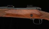 Winchester Model 70, 7mm-08 REM - SUPER GRADE, GORGEOUS WOOD, SCOPE MOUNTS, vintage firearms - 12 of 25