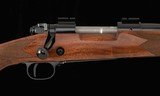 Winchester Model 70, 7mm-08 REM - SUPER GRADE, GORGEOUS WOOD, SCOPE MOUNTS, vintage firearms - 14 of 25