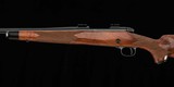 Winchester Model 70, 7mm-08 REM - SUPER GRADE, GORGEOUS WOOD, SCOPE MOUNTS, vintage firearms - 2 of 25