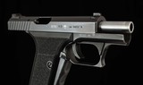 H&K P7M8 9mm Luger – FACTORY CASE, 3 MAGS, MANUAL, vintage firearms - 5 of 19