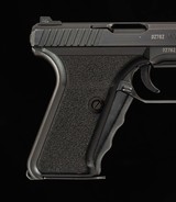 H&K P7M8 9mm Luger – FACTORY CASE, 3 MAGS, MANUAL, vintage firearms - 9 of 19