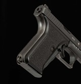 H&K P7M8 9mm Luger – FACTORY CASE, 3 MAGS, MANUAL, vintage firearms - 13 of 19