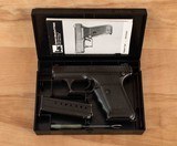 H&K P7M8 9mm Luger – FACTORY CASE, 2 MAGS, TOOLS, MANUAL, vintage firearms - 16 of 19