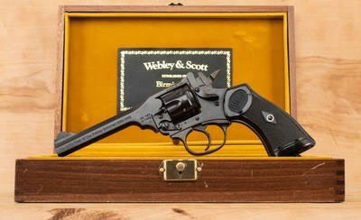 Commemorative Webley Mark IV .38 – 1982, MINT CONDITION, CASED, RARE, vintage firearms