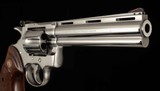 Colt Python .357 – 1985, STAINLESS STEEL, 99%, WALNUT GRIPS, vintage firearms - 3 of 14
