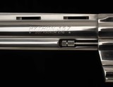 Colt Python .357 – 1985, STAINLESS STEEL, 99%, WALNUT GRIPS, vintage firearms - 14 of 14