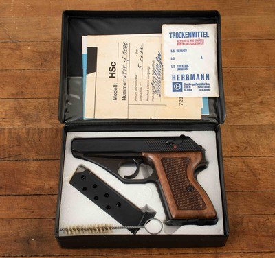 Mauser HSc .380ACP – 1 OF 5000, CASED, ACCESSORIES, vintage firearms