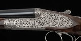 Fratelli Piotti Lunik .410 bore – EXHIBITION WALNUT & ENGRAVING, CASED, vintage firearms - 2 of 25