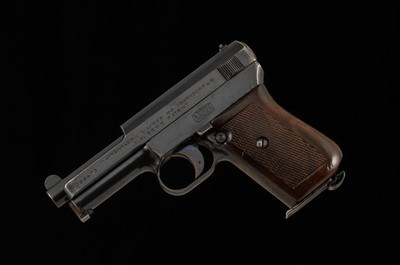 Mauser Model 1934 7.65mm – ALL MATCHING SN, MIRROR BORE, WALNUT GRIPS, vintage firearms
