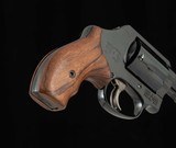 Smith & Wesson PC Model 36FE .38SPL+P – NEW IN BOX, UNFIRED, ACCESSORIES, vintage firearms - 10 of 15