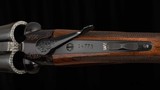 Winchester Model 21 Custom Grade 12 gauge – FLATSIDE, ENGRAVED, BEAVERTAIL, vintage firearms - Image 8 of 25