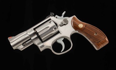 Smith & Wesson Model 66-1 .357MAG – 1981, 2.5” BARREL, STAINLESS STEEL, vintage firearms - Image 1 of 15