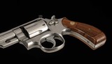 Smith & Wesson Model 66-1 .357MAG – 1981, 2.5” BARREL, STAINLESS STEEL, vintage firearms - Image 7 of 15