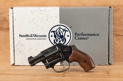 Smith & Wesson PC Model 36FE .38SPL+P – NEW IN BOX, UNFIRED, ACCESSORIES, vintage firearms - Image 1 of 16