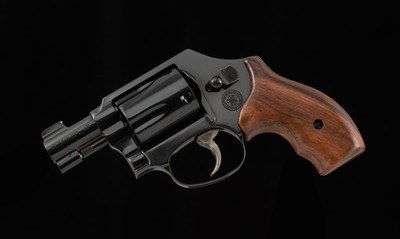 Smith & Wesson PC Model 36FE .38SPL+P – NEW IN BOX, UNFIRED, ACCESSORIES, vintage firearms - Image 2 of 16