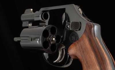 Smith & Wesson PC Model 36FE .38SPL+P – NEW IN BOX, UNFIRED, ACCESSORIES, vintage firearms - Image 13 of 16